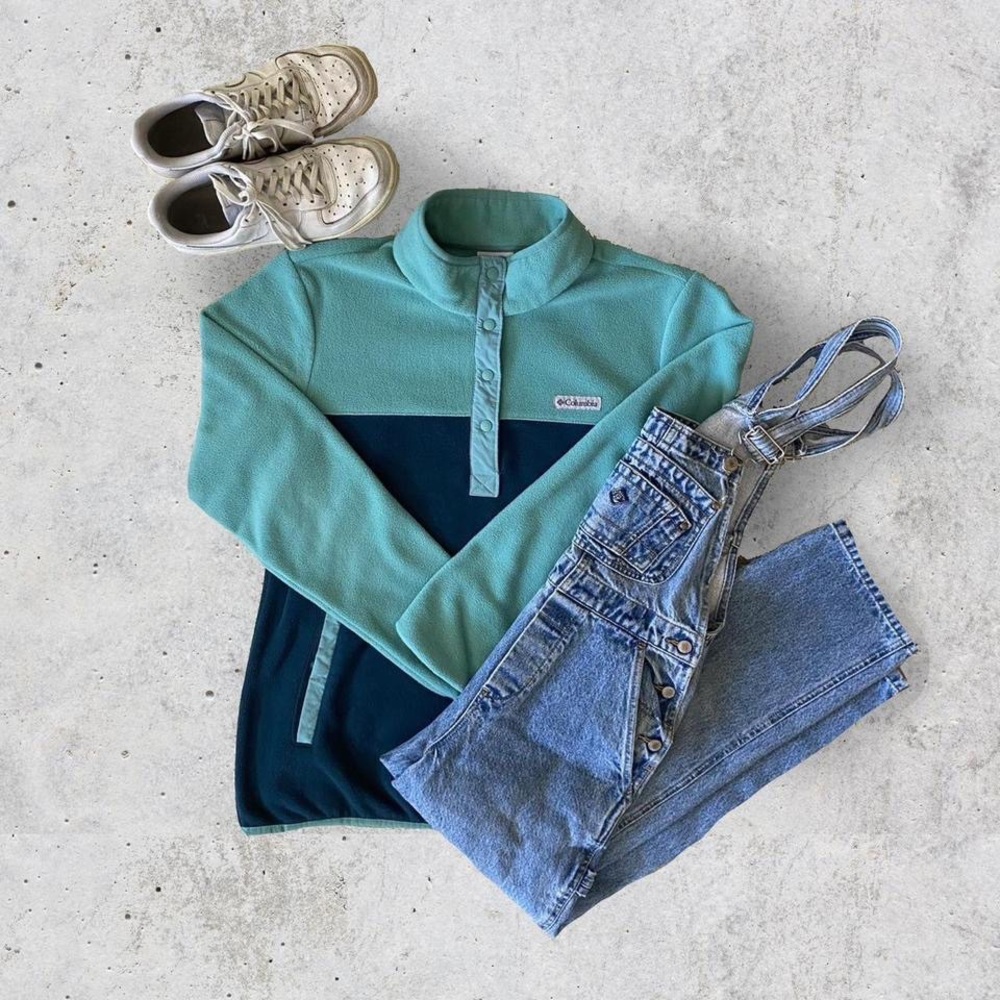 Columbia fleece sweatshirt